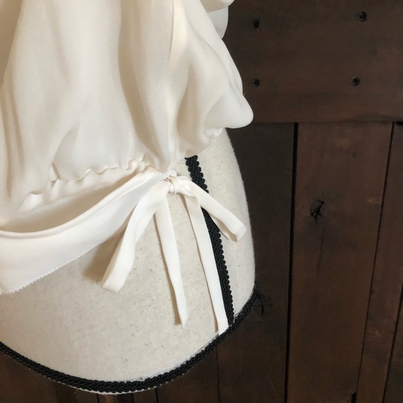 $SOLD$ JOIE ✨Ulani Ruffle Silk Wrap Blouse - Picture 5 of 8